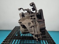 Skrzynia biegów Opel Vectra C 1.9 cdti