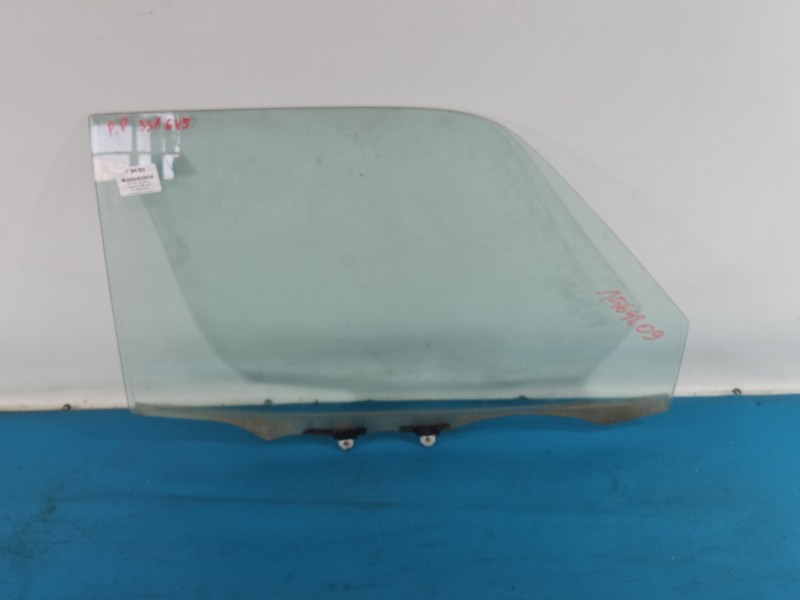 Szyba drzwi przód prawa pasażera Toyota Rav4 I 94- 3-DRZWI HB