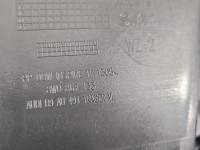 Tapicerka drzwi przód lewa boczek Audi A4 B9 8W0867133