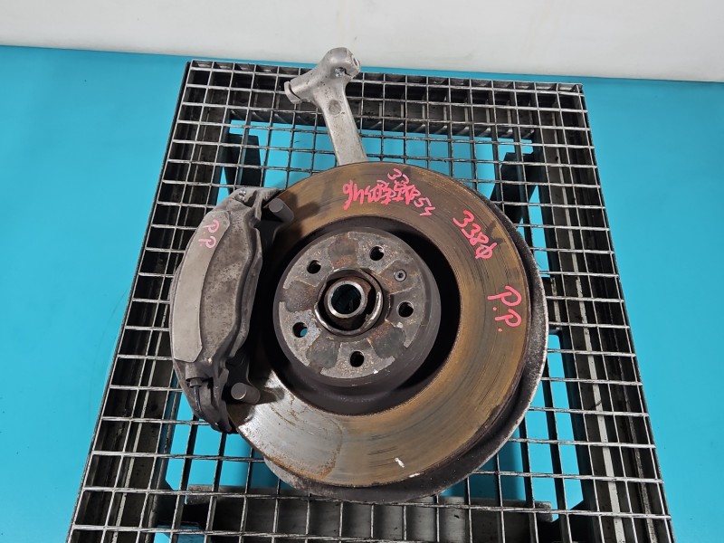 Zwrotnica prawa piasta przód 2.0 TFSI Audi A4 B9