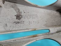 Kołpak sztuka Toyota Yaris III