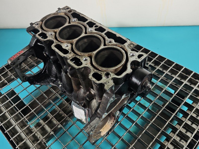 Blok silnika Citroen C4 II 1.6 HDi