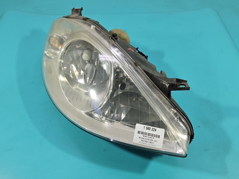 Reflektor prawy lampa przód Mercedes W169 EUROPA A1698200261, 0301197202