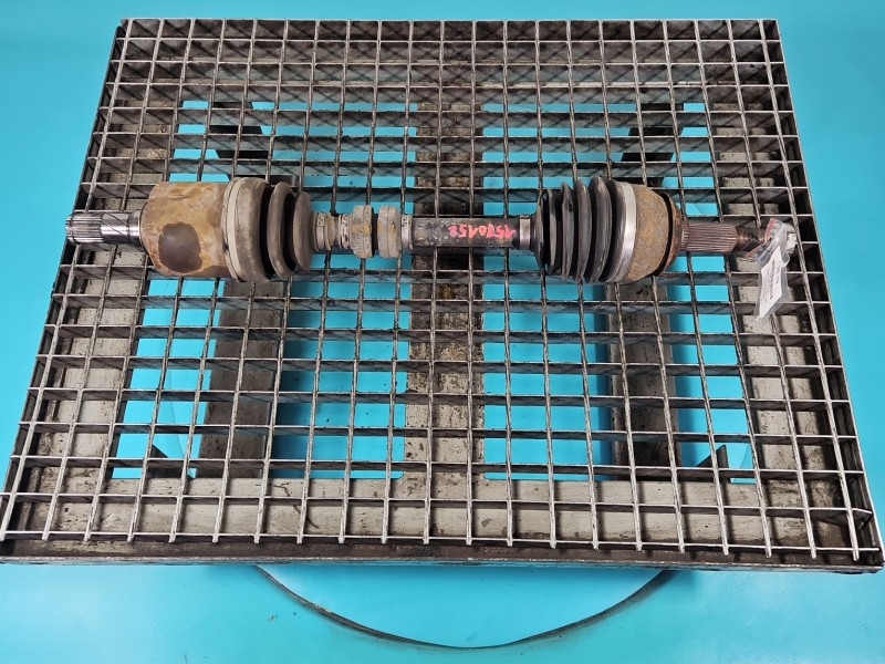 Półoś przód lewa Nissan X-trail III T32 13-21 1.6 dci automat