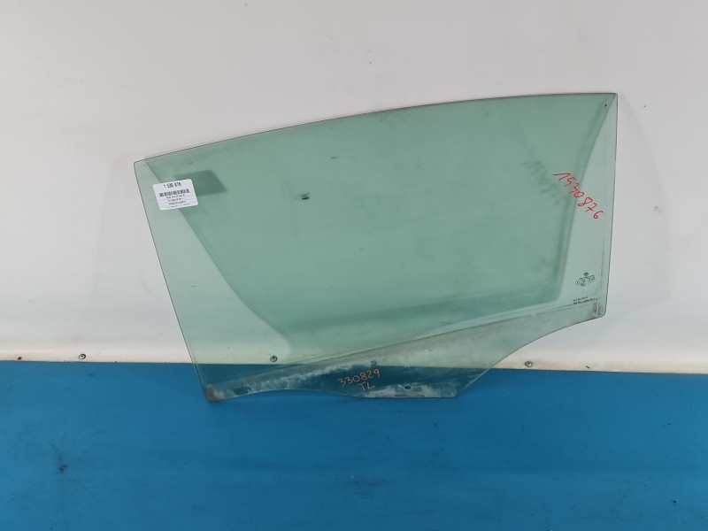 Szyba drzwi tył lewa Vw Passat B8 sedan