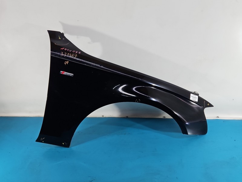 Błotnik przód prawy AUDI A4 B8 Ly9b