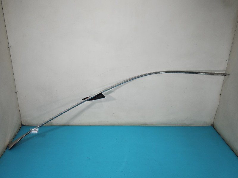 Listwa dachowa prawa dachu Peugeot 3008 II 9814047277