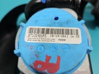 Pas bezpieczeństwa przód prawy pasażera Mercedes W246 A2468600285