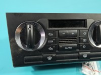 Konsola panel nawiewu Audi A3 8P 8P0820043M