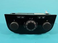 Konsola panel nawiewu Opel Corsa D 13193611