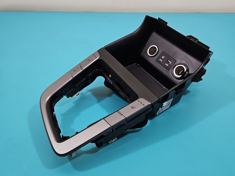 Listwa listwy dekory dekor deski Hyundai Elantra VI 15-20 eu