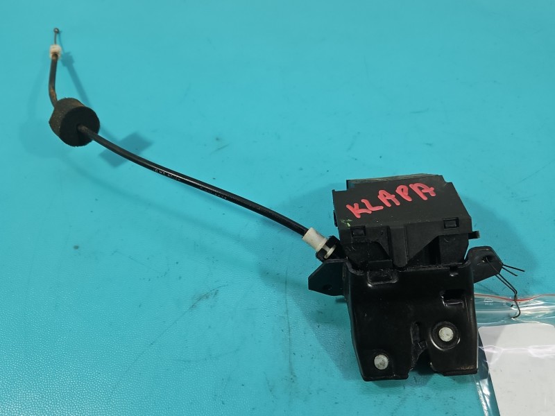 Zamek klapy tył A1717500085 Mercedes W203 sedan Mercedes, Europejska, 4pin