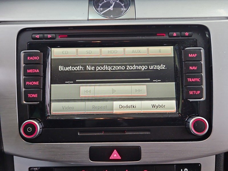 Radio fabryczne Vw Passat B7 1T0035680H radioodtwarzacz
