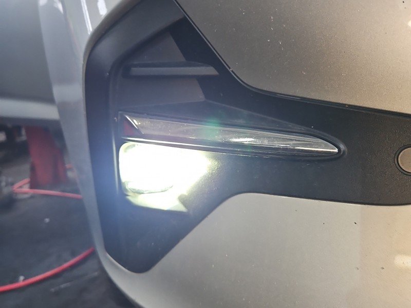 Halogen prawy Opel Insignia B