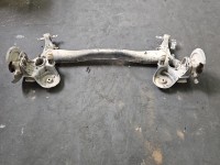 Tylna belka oś tył Peugeot 3008 II 1.5 hdi