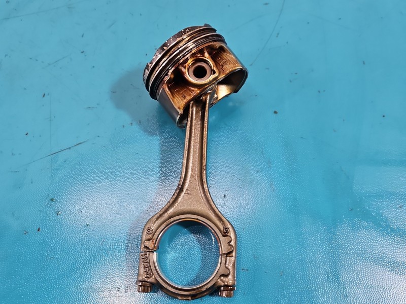 Tłok Skoda Scala 2019- 1.5 TSI DXDB 150KM