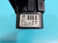 Przełącznik włącznik świateł Opel Astra III H 13100124