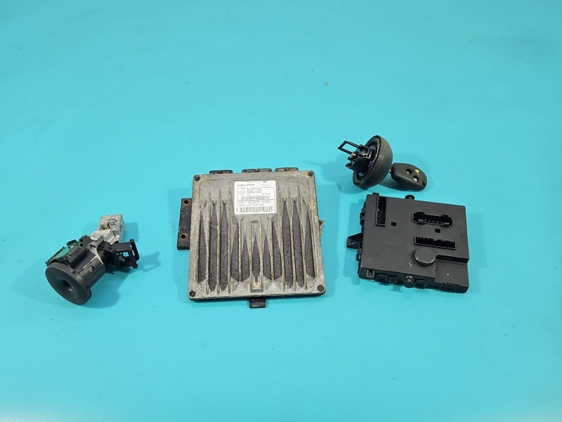 Komputer Sterownik silnika 8200911566, 8200976242 Renault Twingo II 1.5 dci