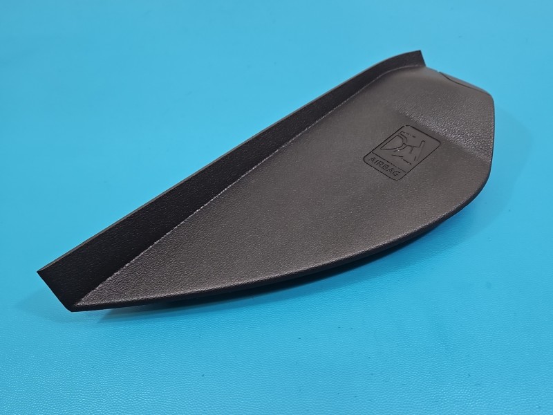 Osłona ZAŚLEPKA PLASTIK Skoda Octavia IV 5E3857503, 5E3857503A