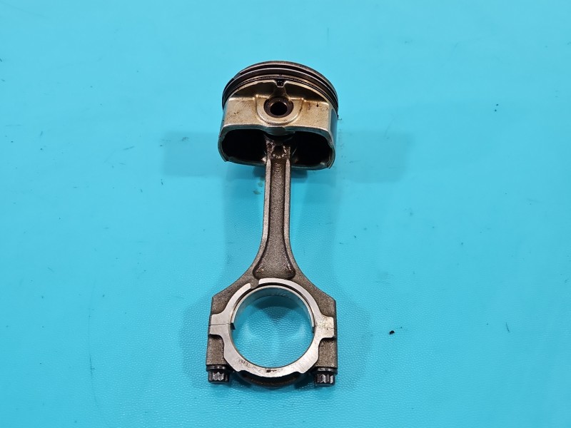 Tłok Hyundai Elantra V 10-16 1.6 GDI 132KM