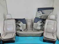 Fotele komplet kanapa Toyota Avensis III T27