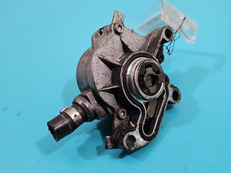 Pompa vacum Vw Golf IV 038145101B 1.9 tdi