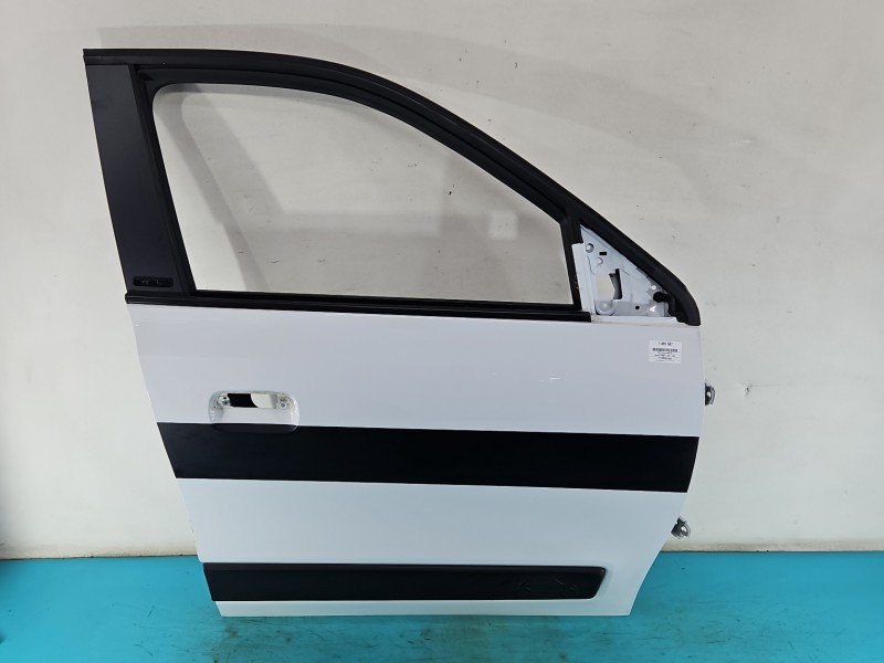 Drzwi przód prawe Renault Twingo III 14-24 5d bialy DVQNJ Drzwi przód prawe Renault Twingo III 14-24 5d bialy DVQNJ