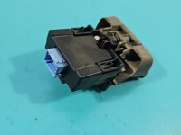 Przełącznik hamulca ręcznego Renault Scenic II 8200243681-B