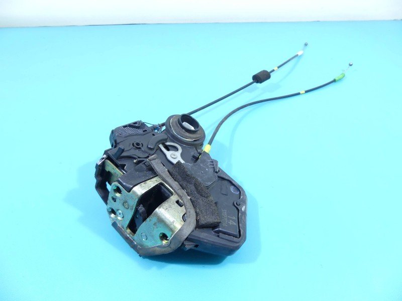 Zamek tył prawy 31127014 Toyota Land Cruiser 120 J120 4pin