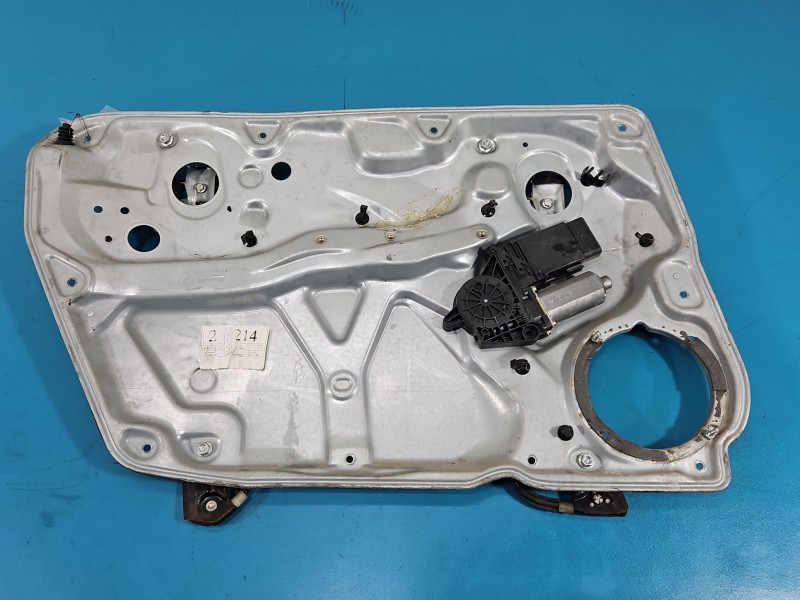 Podnośnik przód lewy SZYBY WINDA Vw Passat B5 4d sedan