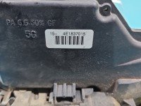 Zamek przód lewy 4E1837015 Audi A3 8P EUROPA Producent części: Audi, 9 PIN