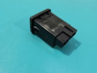 Gniazdo USB Opel Astra V K 39087528