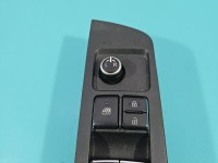 Przełącznik szyb Toyota Corolla E21 19- EU 84040-02160M