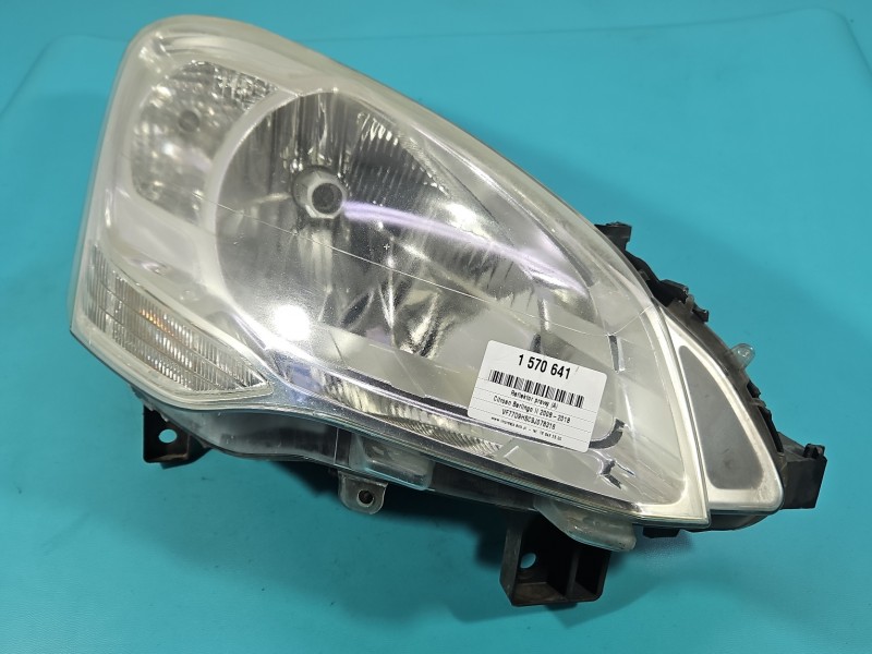 Reflektor prawy lampa przód Citroen Berlingo II EUROPA 9682828180, 89318041