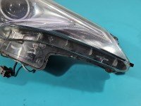 Reflektor prawy lampa przód Toyota Avensis III T27 EUROPA