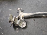 Tylna belka oś tył Peugeot 3008 II 1.5 hdi