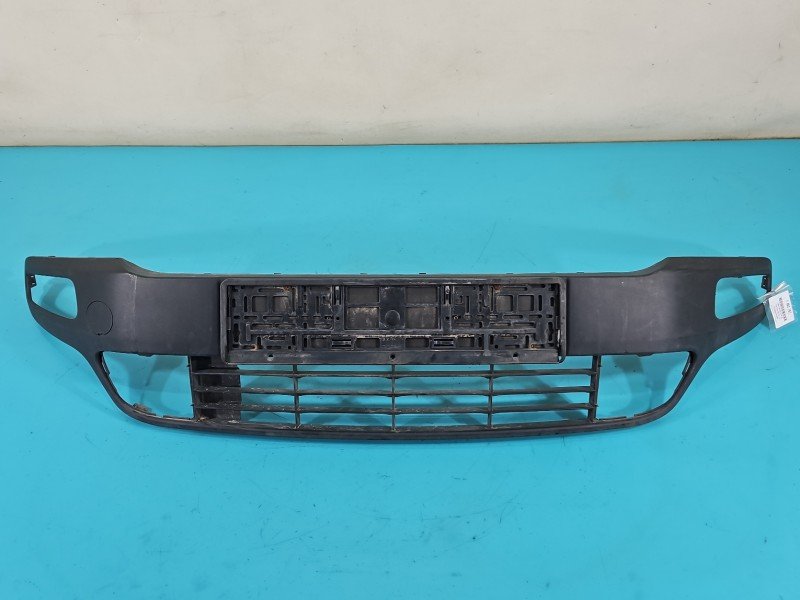 Fiat Grande Punto Listwa zderzaka przód dokładka HOKEJ 735500125 Fiat Grande Punto Listwa zderzaka przód dokładka HOKEJ 735500125