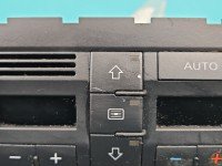 Konsola panel nawiewu Audi A4 B7 8E0820043BL