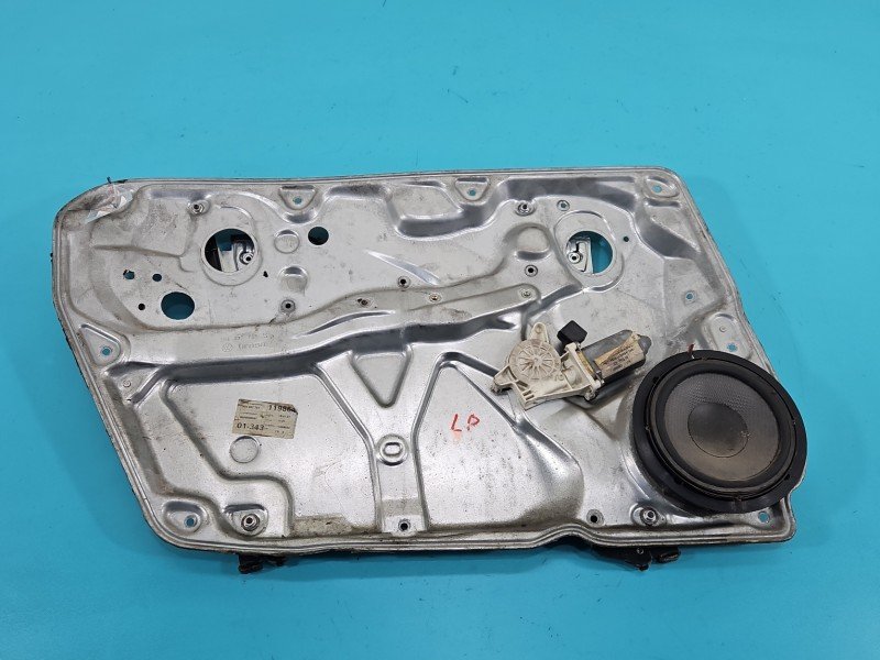 Podnośnik przód lewy Vw Passat B5 5d kombi