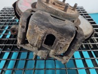 Zacisk przód lewy Toyota Rav4 I 94- 2.0 16V