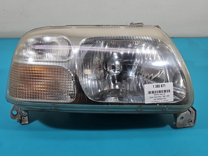 Reflektor prawy lampa przód Suzuki Grand Vitara EUROPA