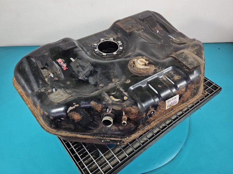 Zbiornik paliwa bak Honda Accord VII 02-08 2.0 16V