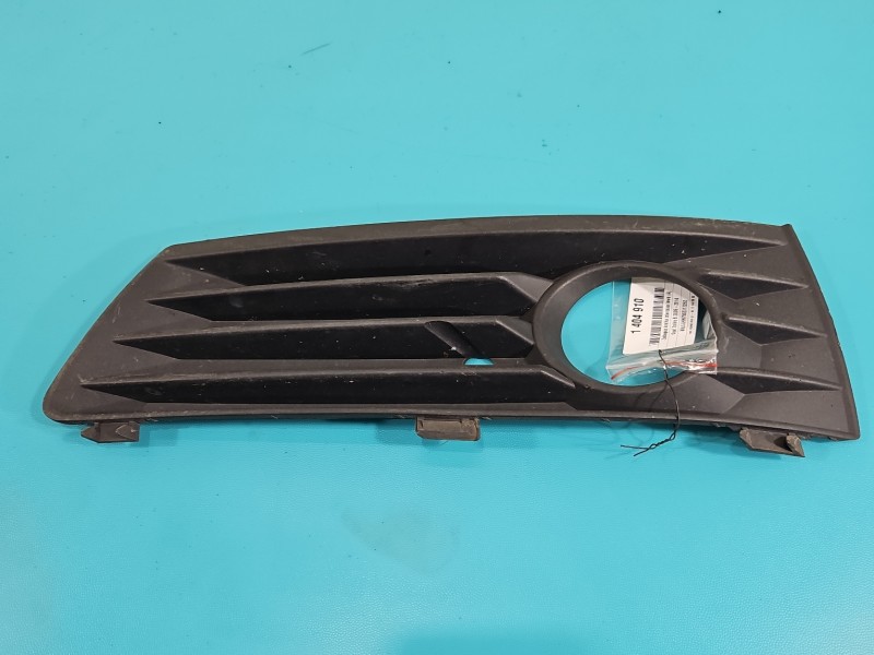 Zaślepka kratka zderzaka lewa atrapa Opel Zafira B 13124989