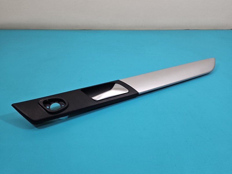 Klamka wewnętrzna przód prawa Vw Passat B7 3AA867440