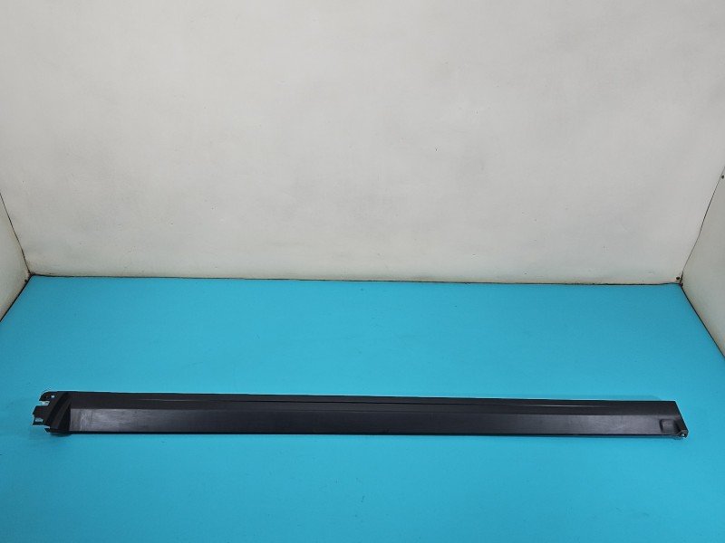 Listwa progowa prawa PRÓG NAKŁADKA Land rover Discovery Sport 14- L550