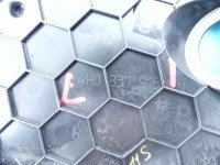 Silniczek Europejska, DOCIĄGU DRZWI PRAWY PRZÓD uszkodzone mocowanie AUDI A8 D4 4H