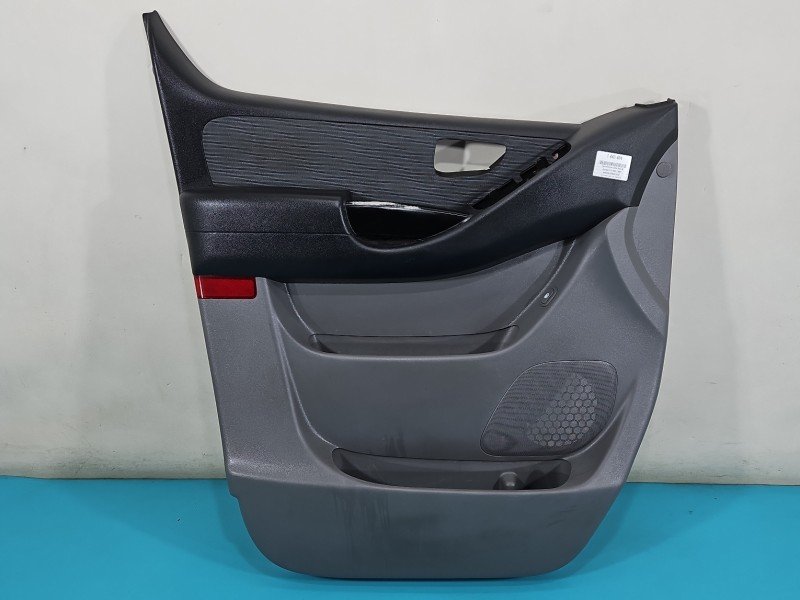 Tapicerka drzwi przód lewa boczek hyundai H1 II 82331-4H000 Tapicerka drzwi przód lewa boczek hyundai H1 II 82331-4H000