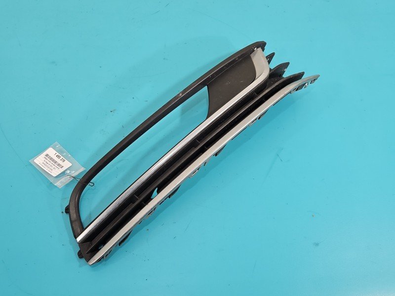 Zaślepka kratka zderzaka prawa atrapa Vw Passat B7 3AA853666