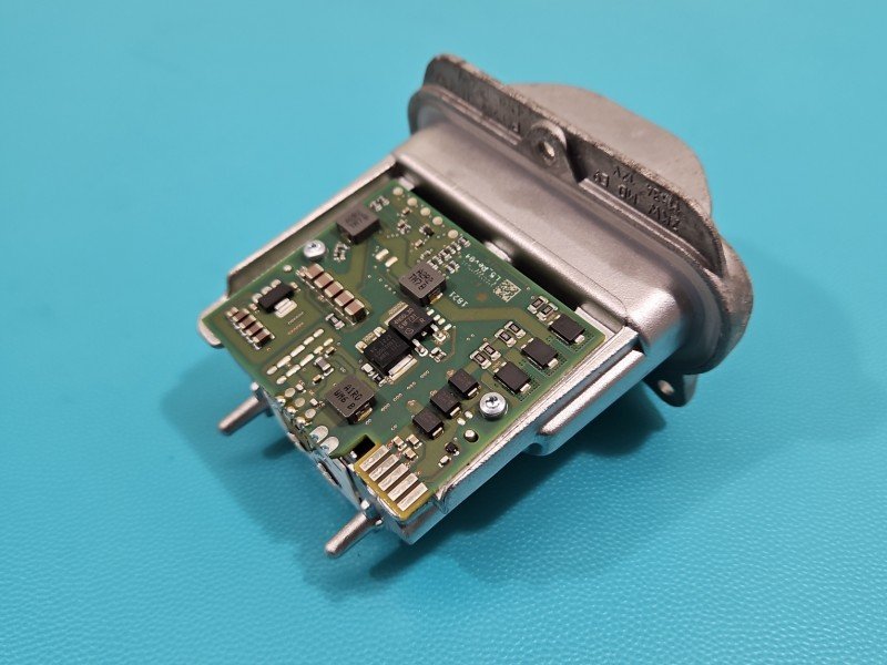 Przetwornica xenon Opel Astra V K 7960311099, 1992B1749R