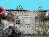 Chłodnica oleju Mercedes W213 A0995006300 2.0 CDI